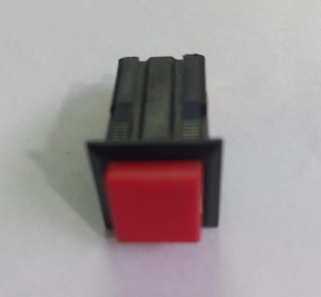 Imagem de Interruptor 2001/Brastemp Quadrado Cinza /Marrom/vermelho Ignição 